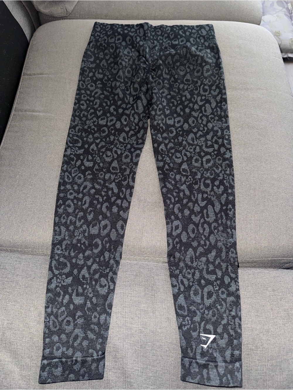 Gymshark Black Leopard Print Leggings - Picture 4 of 5